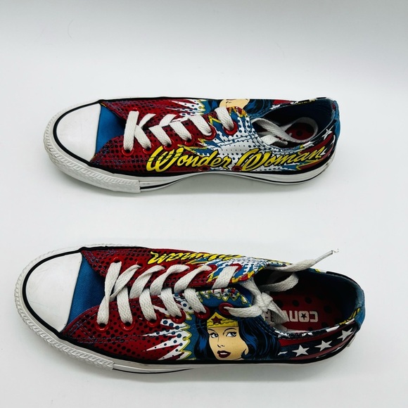 Converse Wonder Woman Red and Blue Sneakers Classic Canvas Style Size 4.5 - Picture 4 of 13